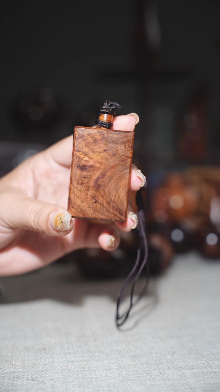 【闪购商品】黄花梨/降香黄檀吊坠无事牌