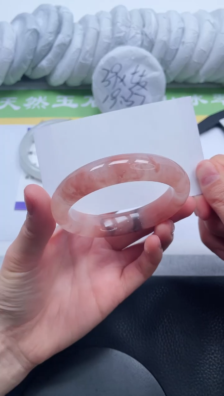 【闪购商品】石英质玉手镯未镶嵌A22-54+