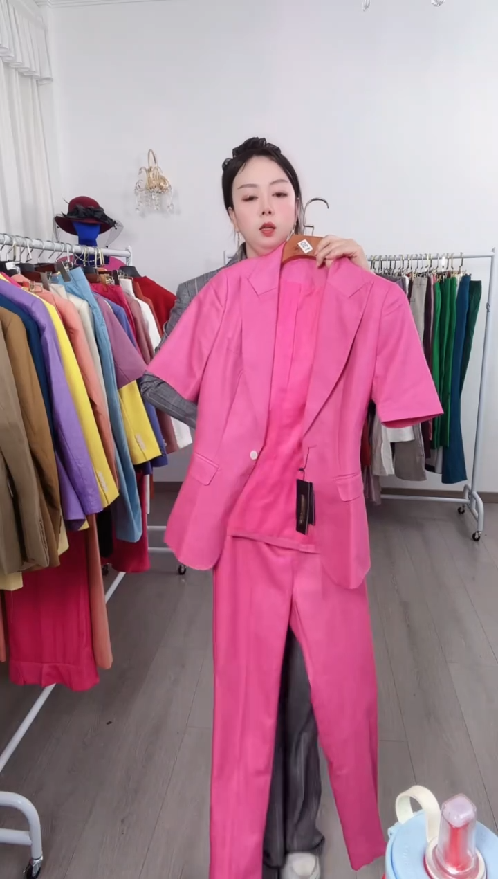 衣服M码，裤子S码小脚裤套装（默认微瑕、不退不换）