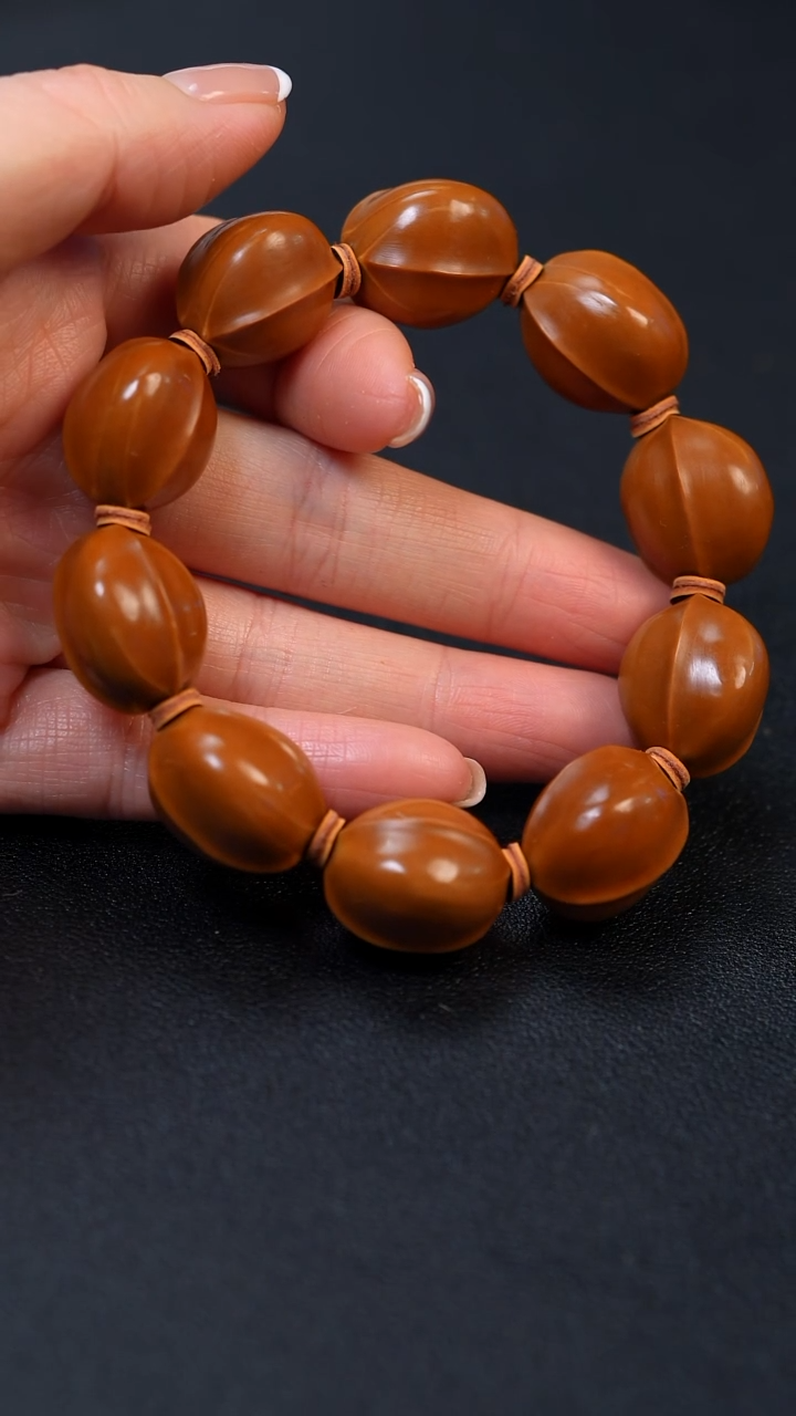 【闪购商品】橄榄核手串鲨鱼背