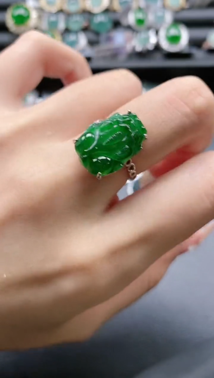 【闪购商品】翡翠戒指银S925镶嵌51151