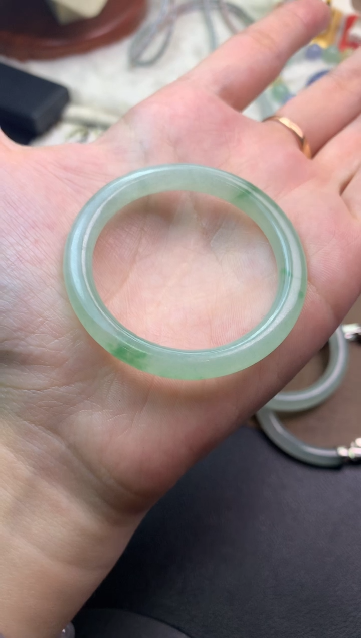 未镶嵌定制翡翠毛货
