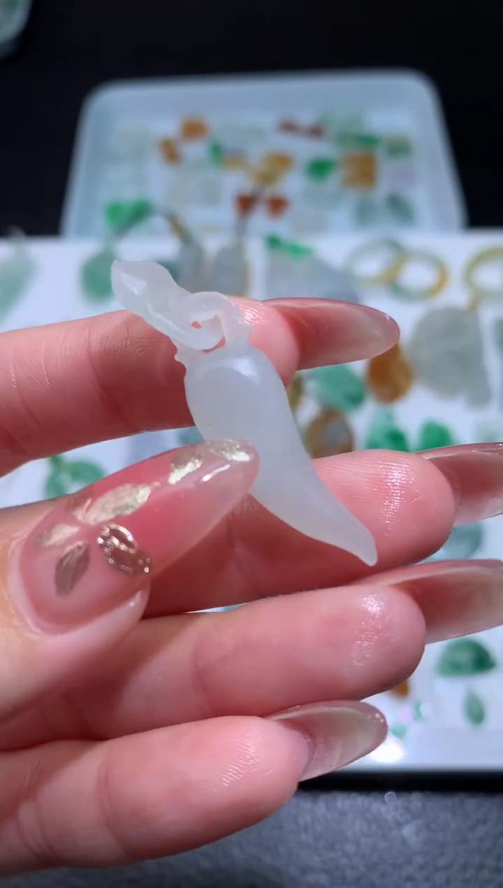 【闪购商品】定制翡翠未镶嵌毛货