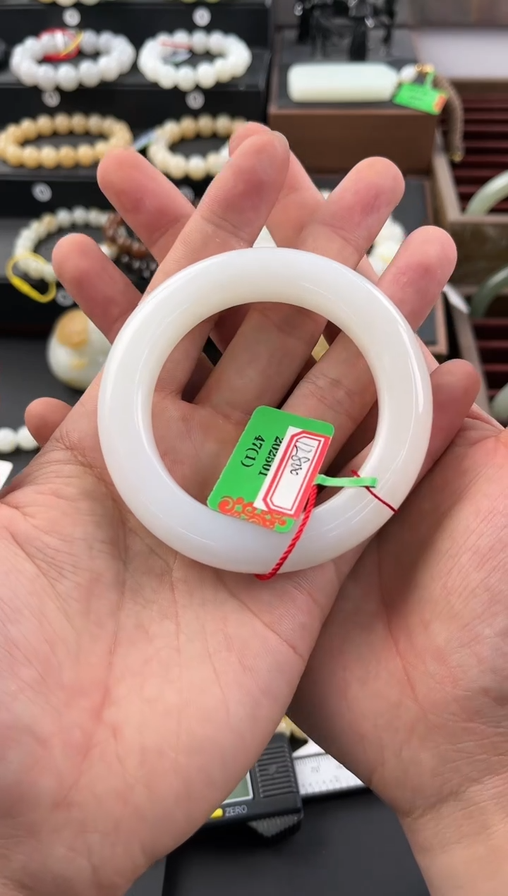 和田玉未镶嵌手镯于田白玉手镯卡52+微色差