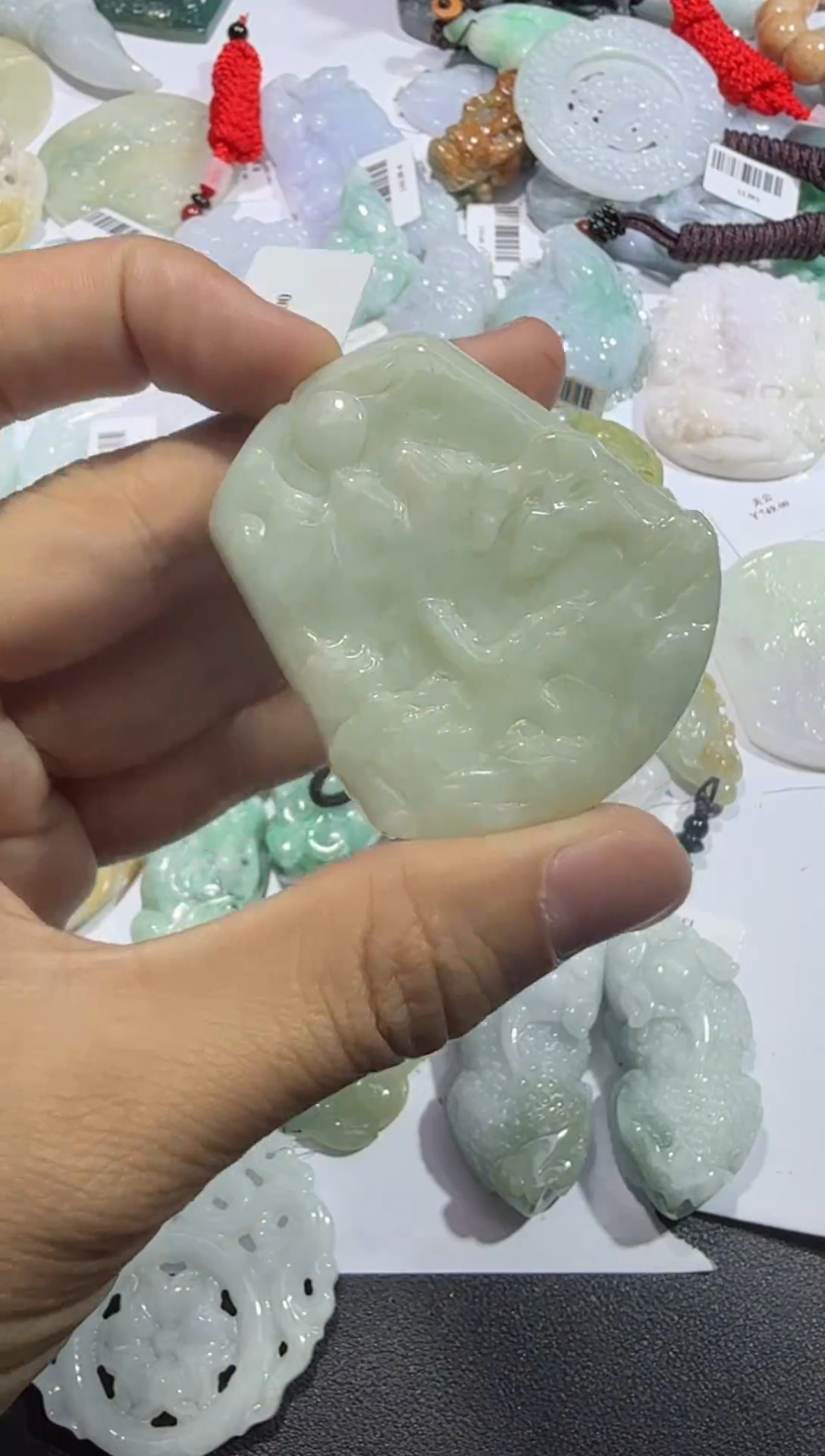 【闪购商品】翡翠颈饰未镶嵌00007707