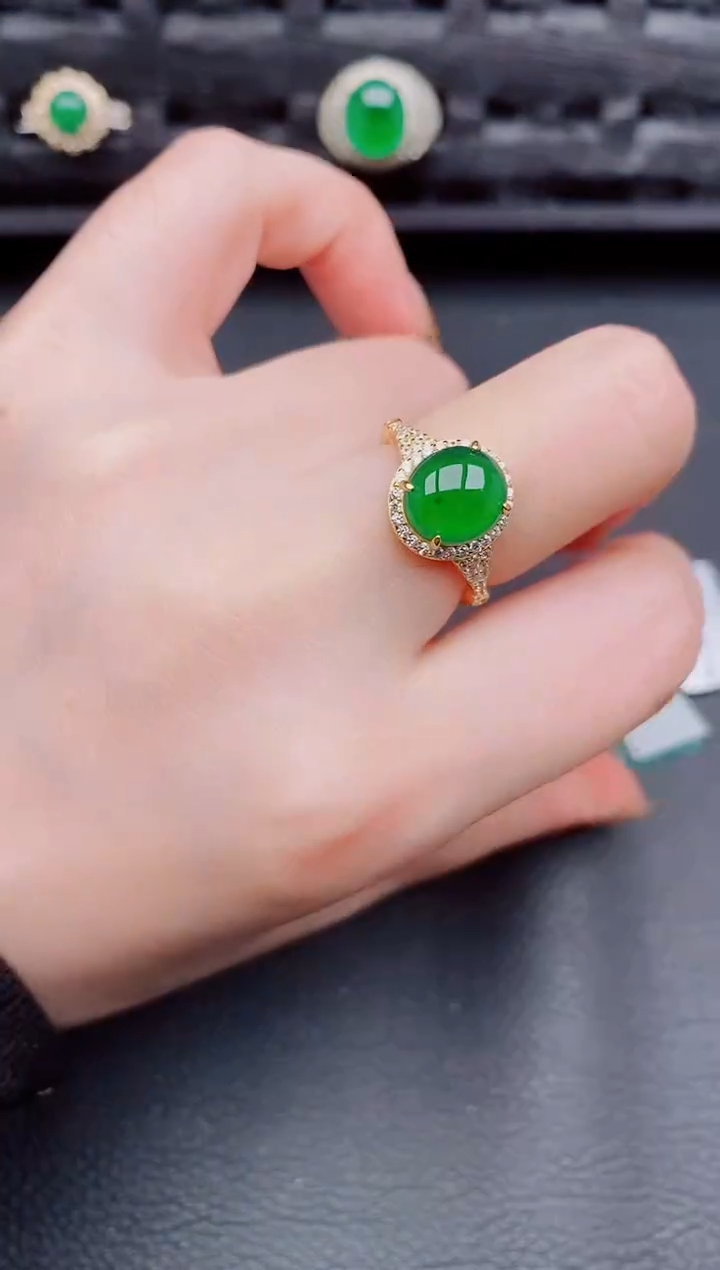 【闪购商品】翡翠戒指银S925镶嵌天然a货翡翠555