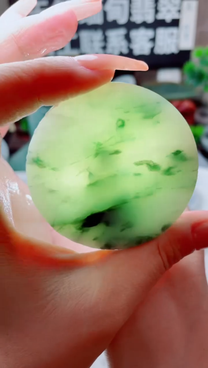 翡翠未镶嵌颈饰41.......