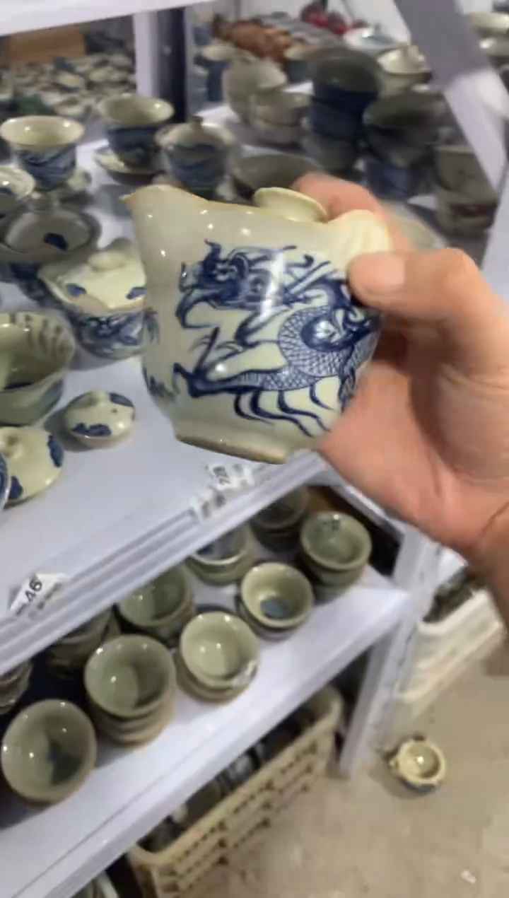 茶壶、盖碗、主人杯、客杯（轻轻微瑕介意勿拍）