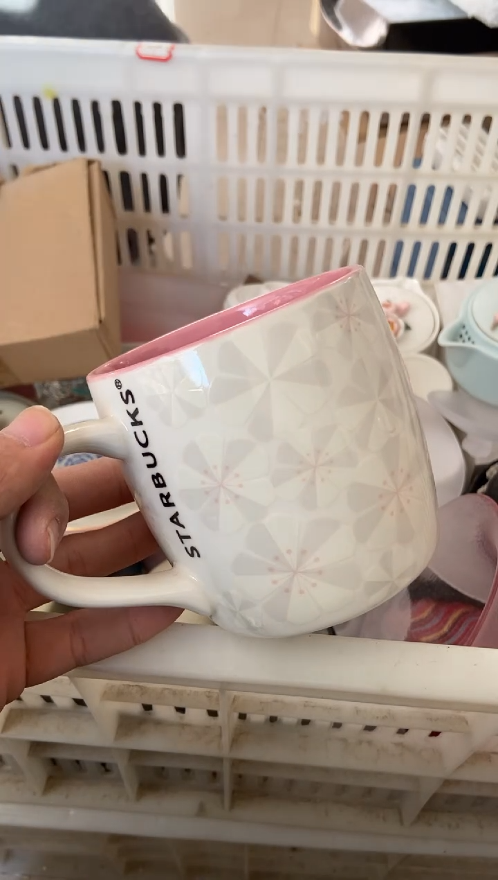 杯子瓷无运费险有瑕疵的摄影的产品有使用过的痕迹有点脏介意勿拍