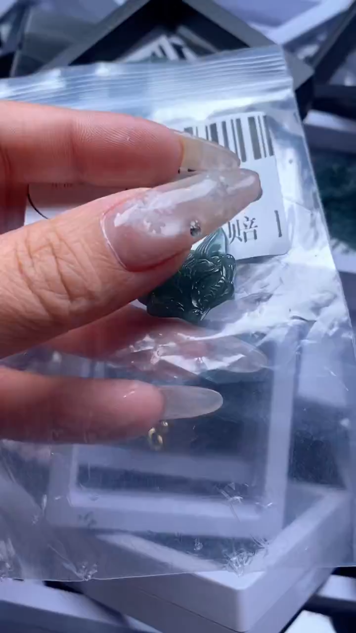 颈饰未镶嵌翡翠3798