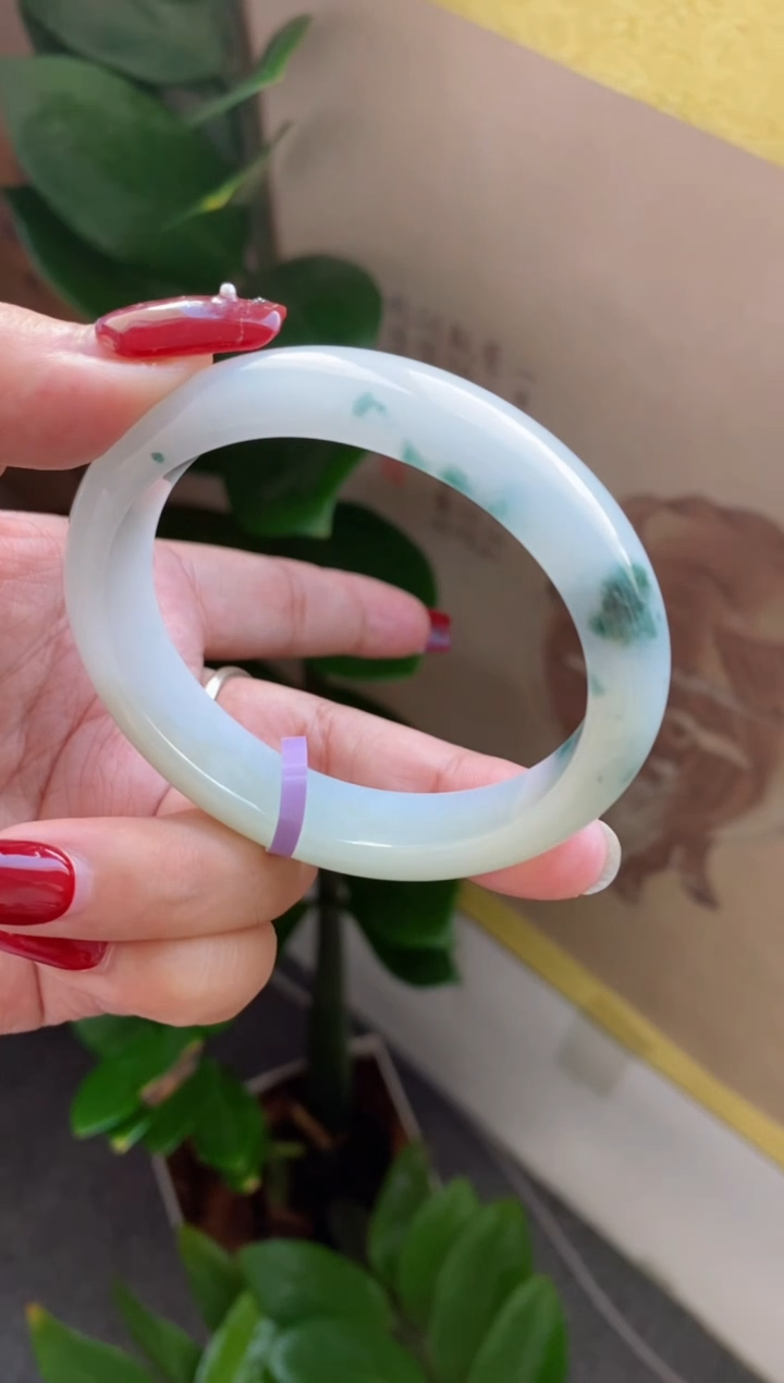 【闪购商品】翡翠手镯未镶嵌（高货必买）果冻胶飘花贵妃3号