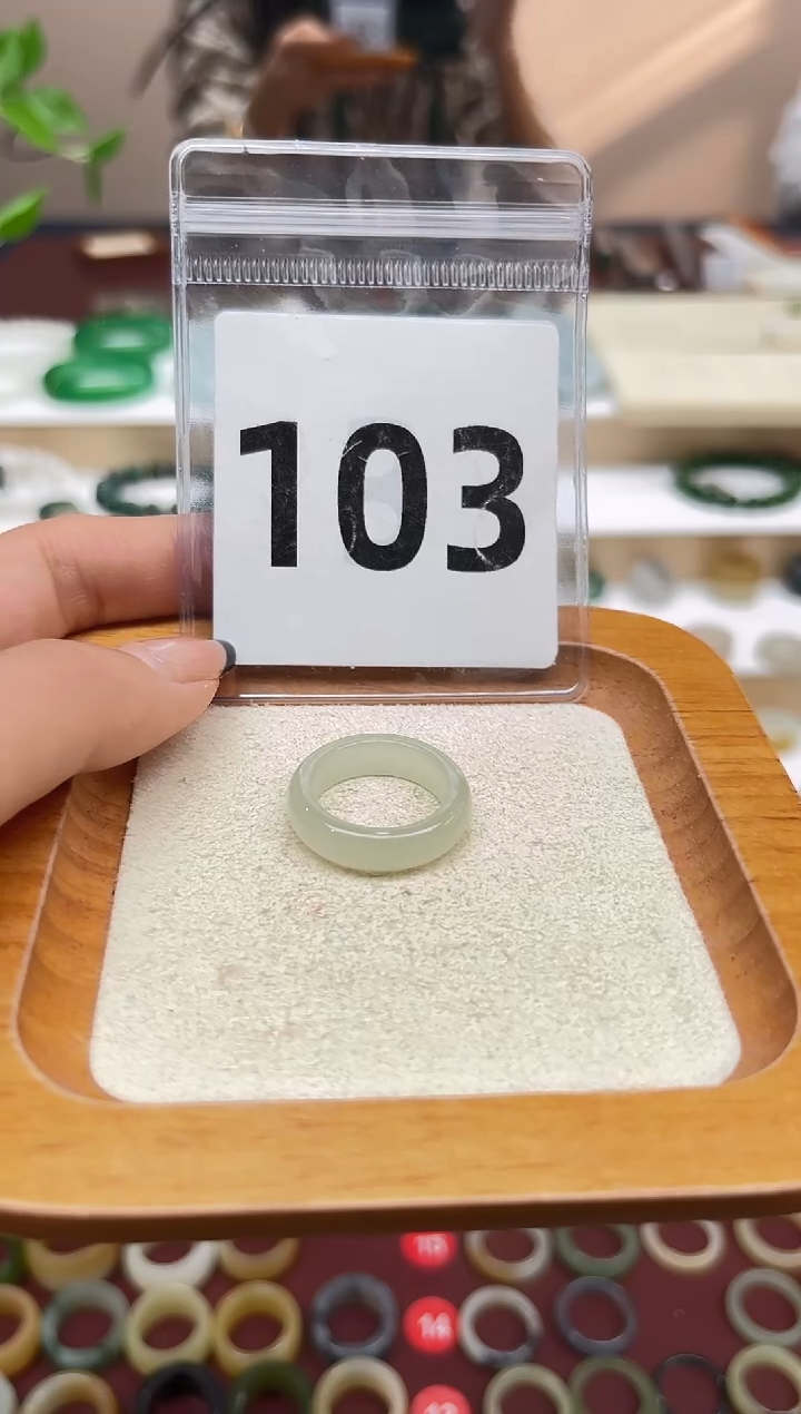 【闪购商品】和田玉戒指未镶嵌14号