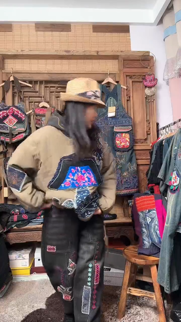 ?****?老绣手工牛仔裤