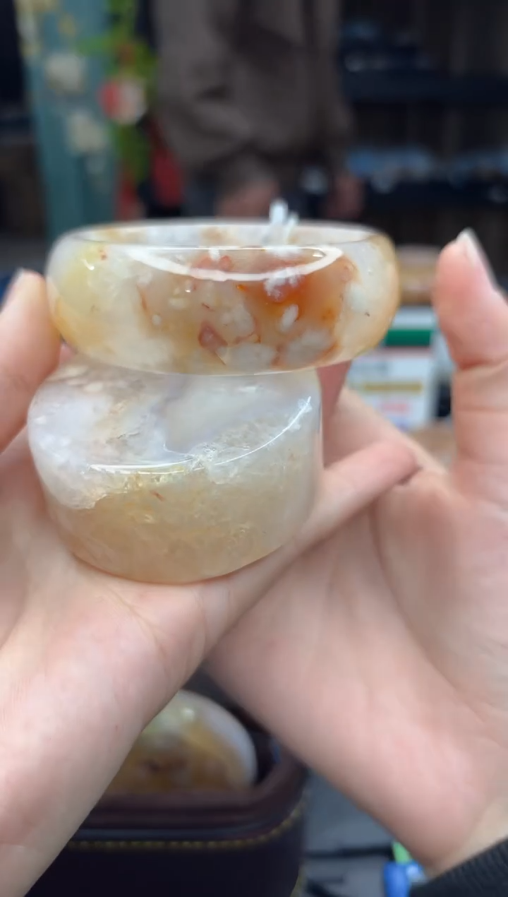 【闪购商品】石英质玉手镯未镶嵌835（61圈赠送镯心）