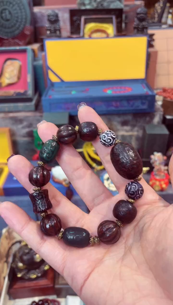 【闪购商品】玛瑙/玉髓手串未镶嵌              