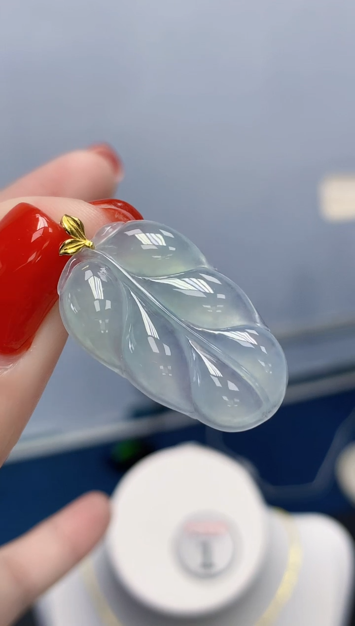 颈饰18K金镶嵌翡翠天然缅甸翡翠A货翡翠百元以上9元证书费自理