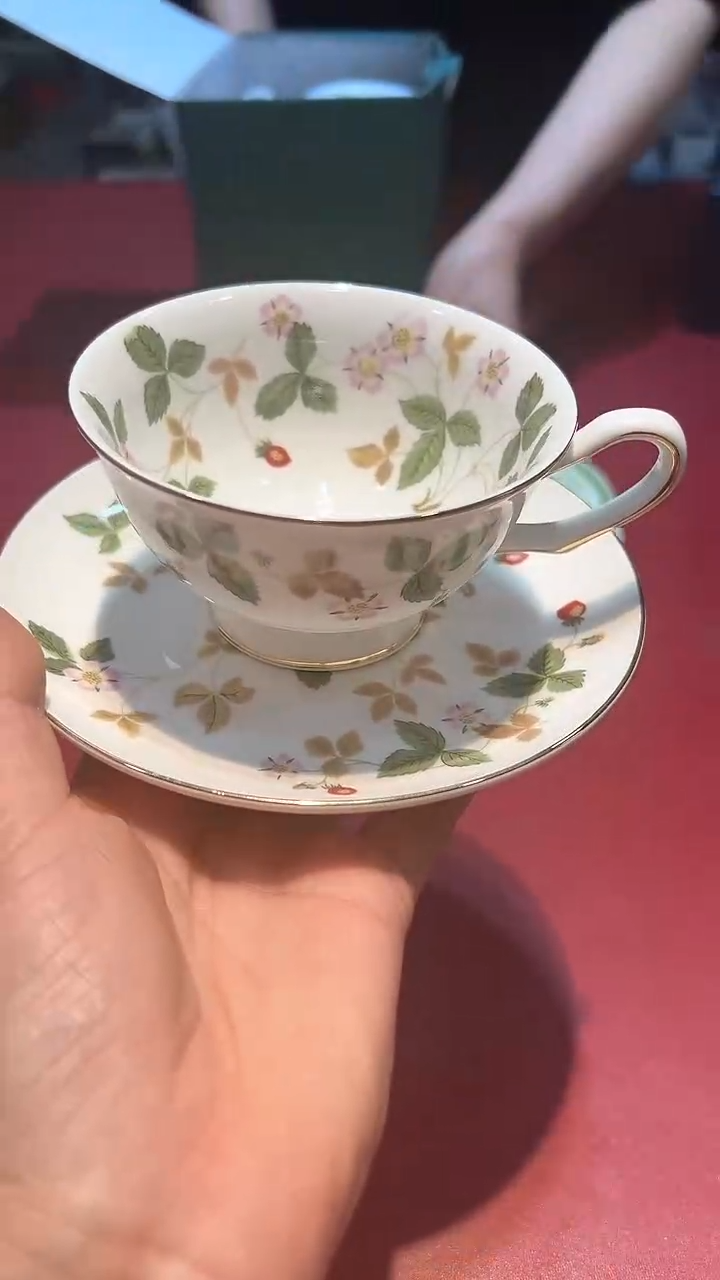 【闪购商品】瓷片锅碗瓢盆一件不剩