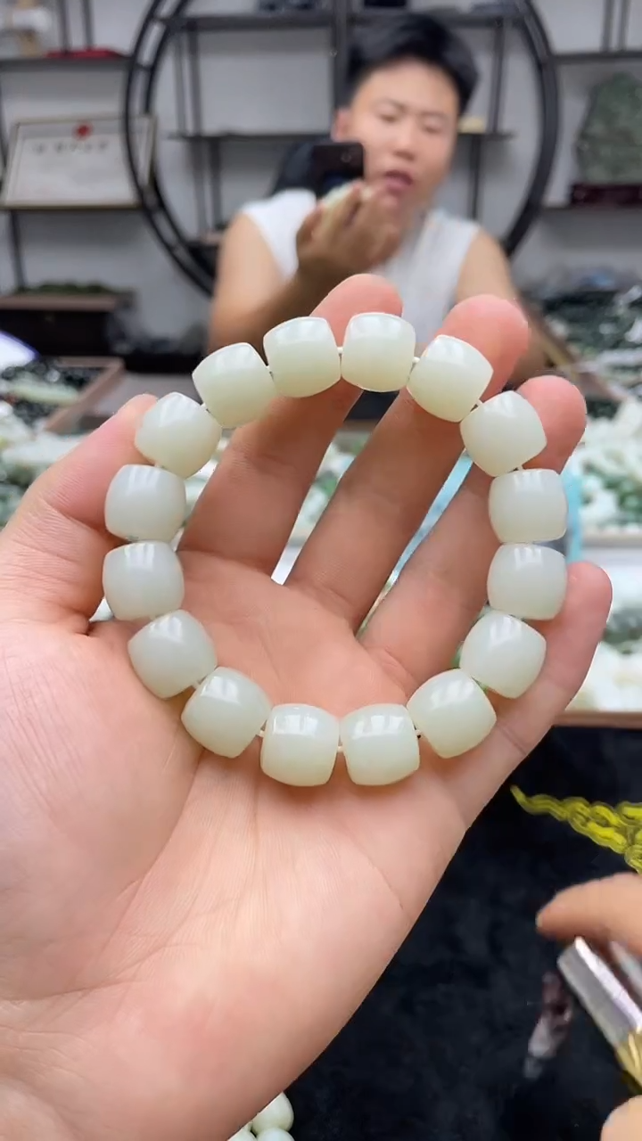 手串未镶嵌和田玉新疆且末青白14直切