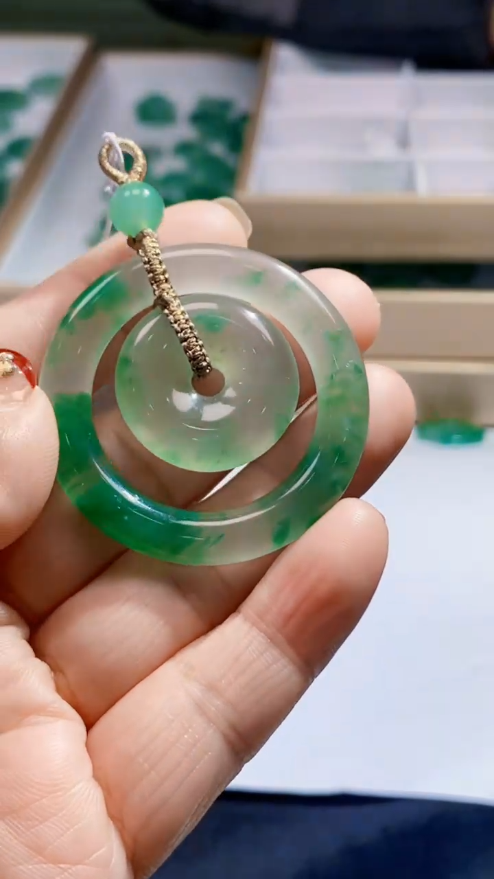 【闪购商品】石英质玉颈饰未镶嵌天然A货非洲翠，石英玉