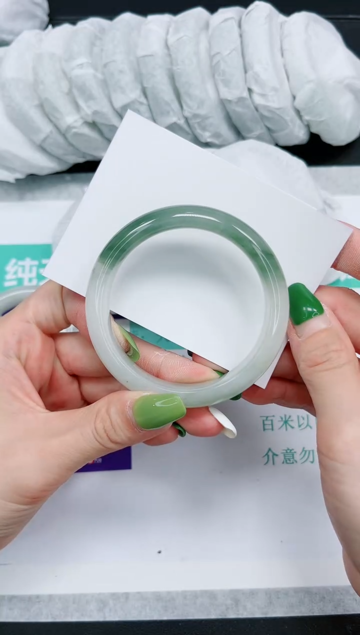 石英质玉手镯未镶嵌739-56.8