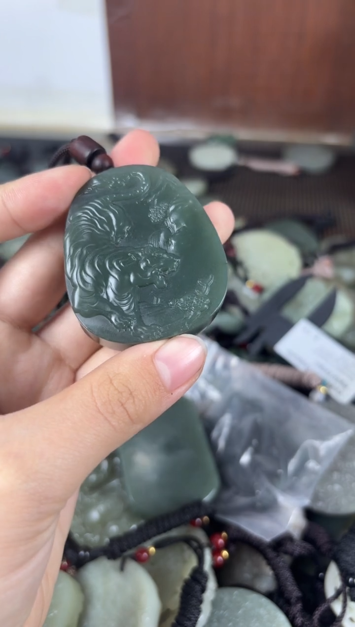 【闪购商品】和田玉颈饰未镶嵌1