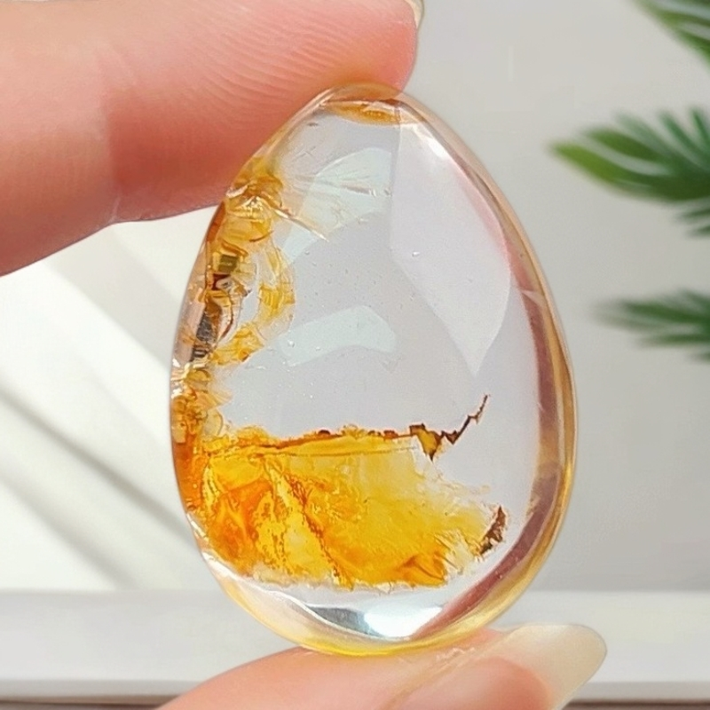 天然金胶花水晶吊坠锦鲤附体幸运稀有珠宝尺寸34.2*24.5*16mm