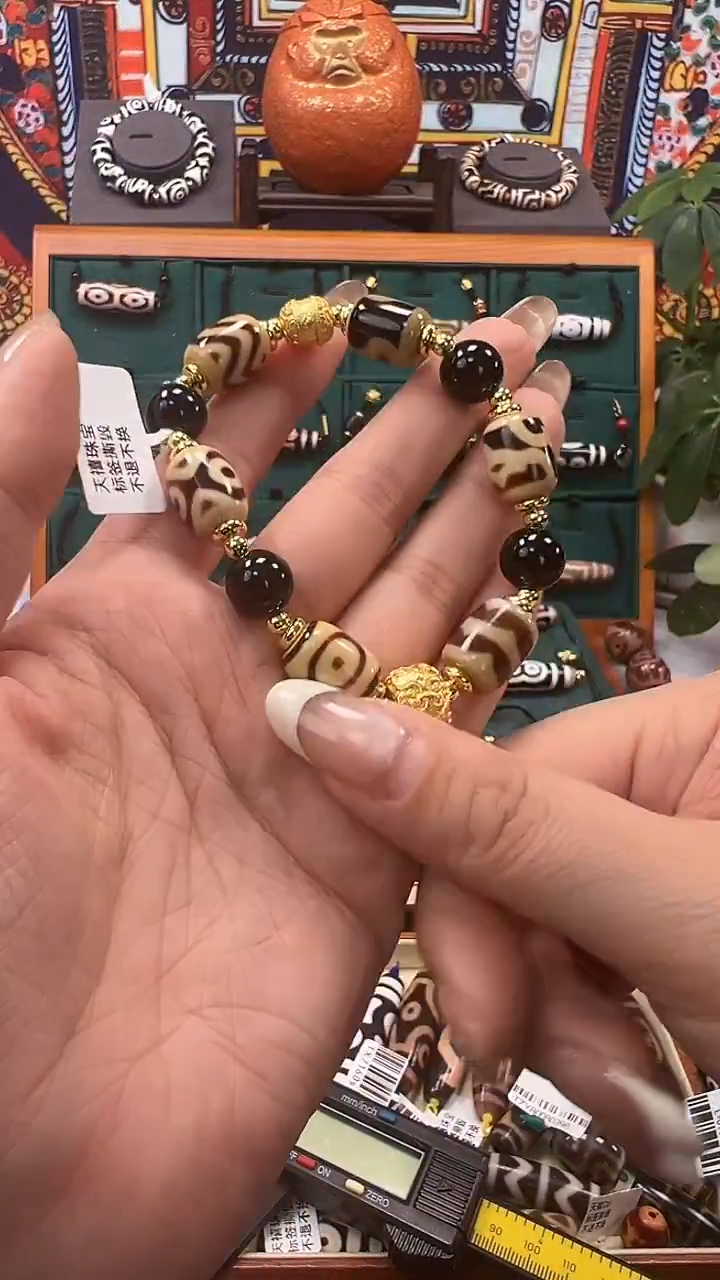 玛瑙/玉髓（覆膜）颈饰合金21.（微瑕）