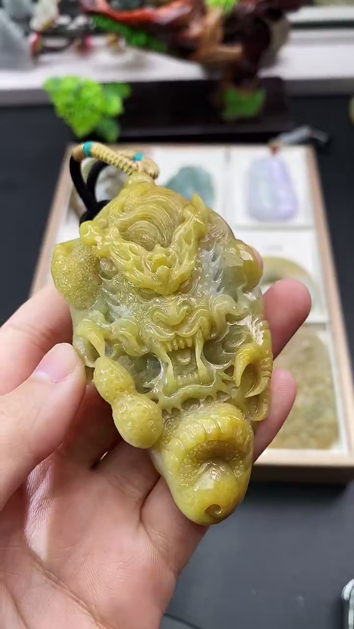颈饰未镶嵌翡翠天然缅甸A货翡翠