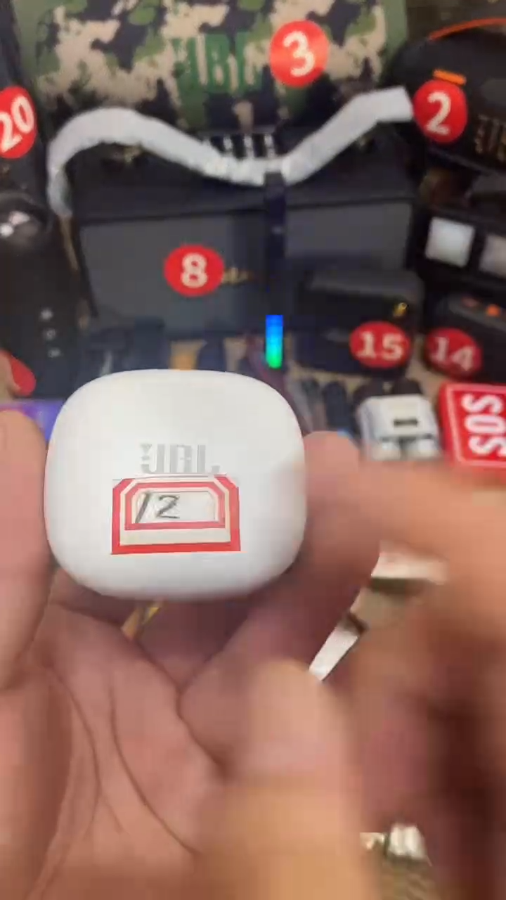 瓷片闪购商品 如图所示