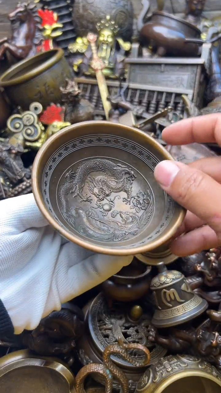 精美铜器，点击下单