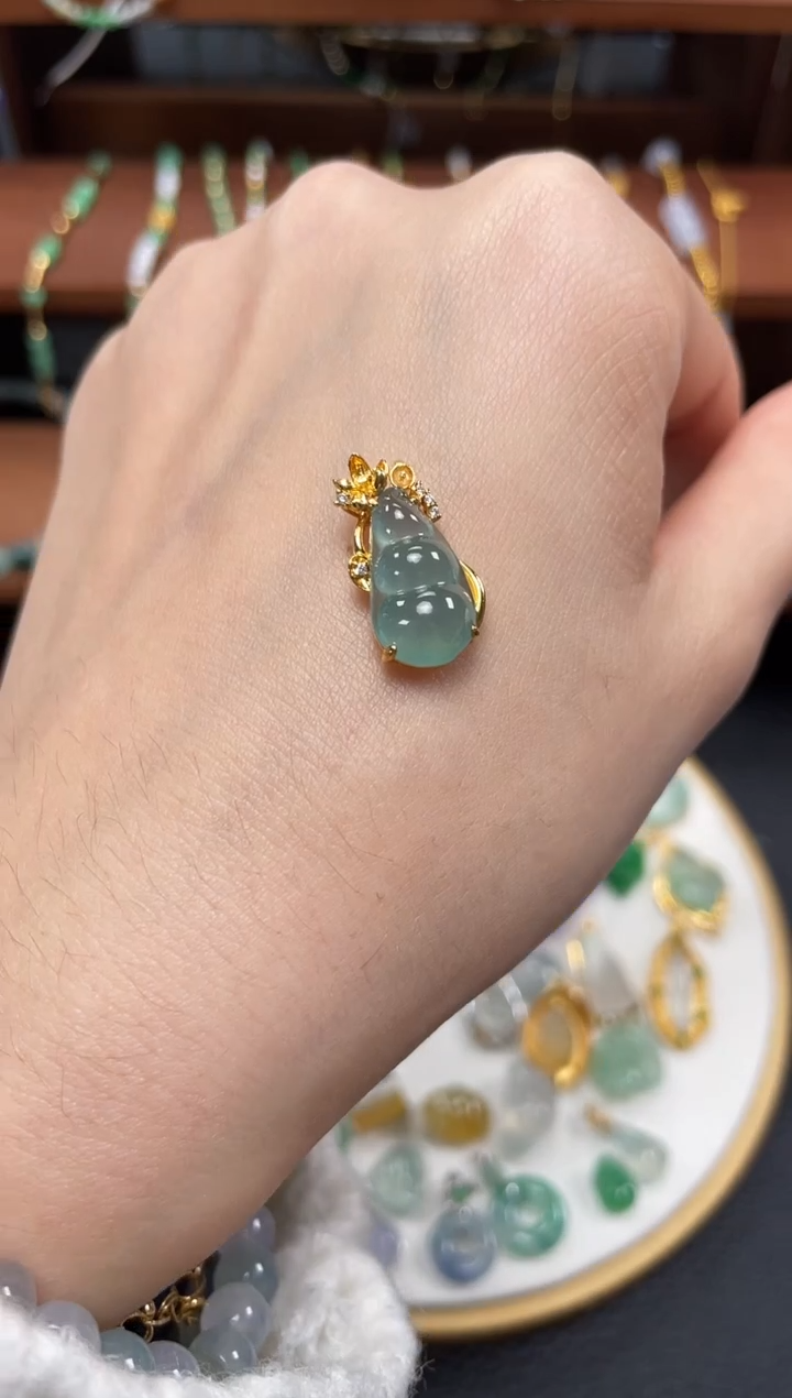 【闪购商品】翡翠吊坠(不含链)18K金镶嵌一个   JK342