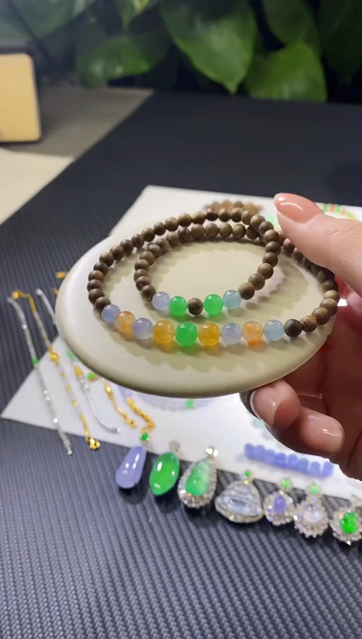 【闪购商品】翡翠挂件未镶嵌天然翡翠手串卡6+