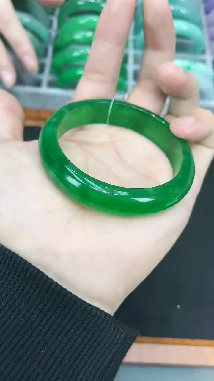 【闪购商品】砖雕s57满绿手镯圈口53-62