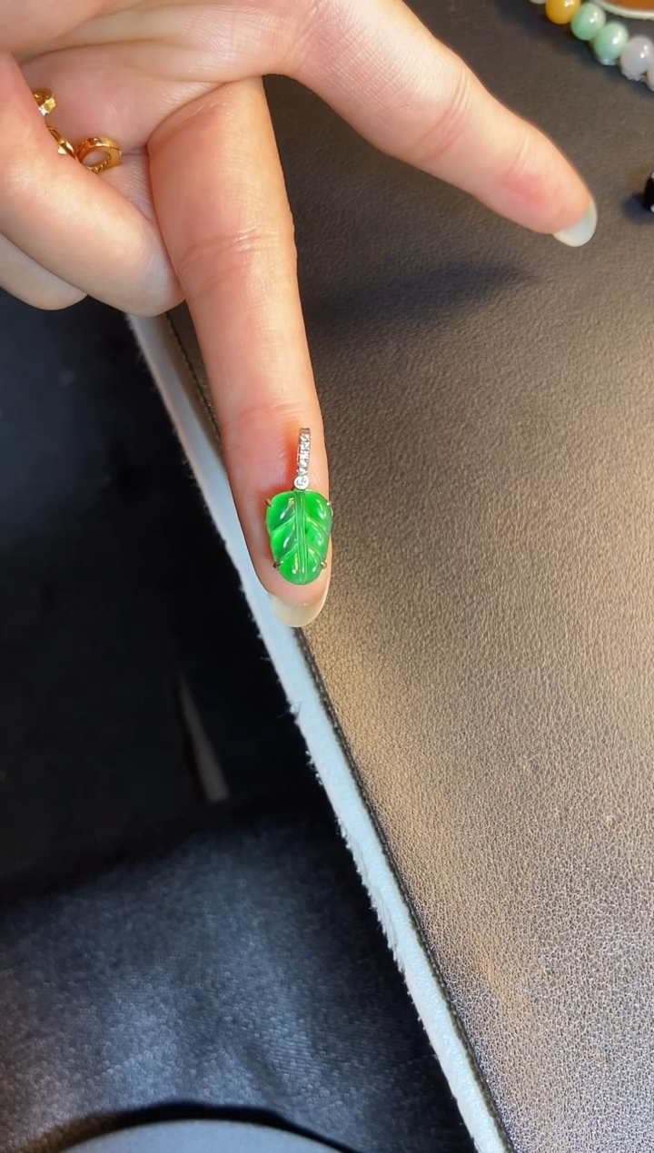 吊坠(不含链)银S925镶嵌翡翠1