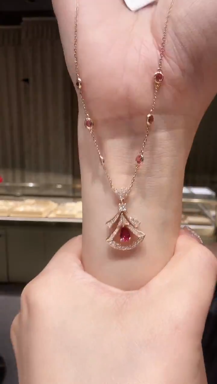 18K金镶嵌项链钻石AF0073-R-45