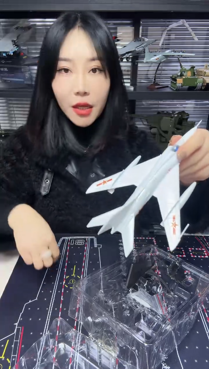1/72微瑕疵白色强五