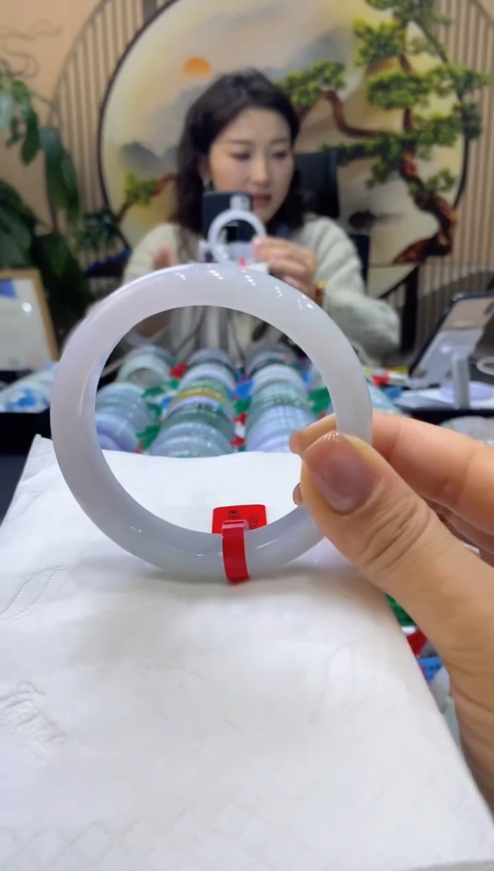 【闪购商品】翡翠手镯未镶嵌99901511