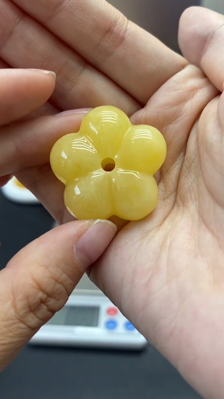 琥珀未镶嵌珠宝奇石2544
