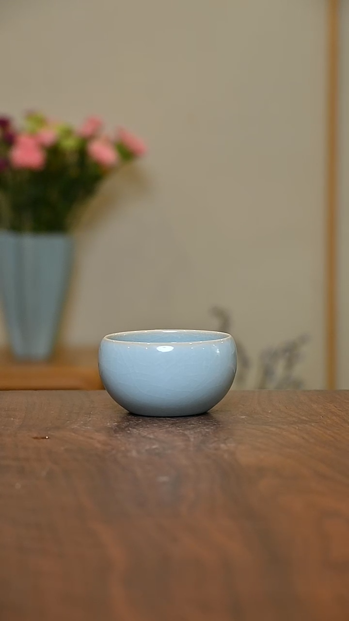 圆钵杯 天青 微瑕 朱法喜款