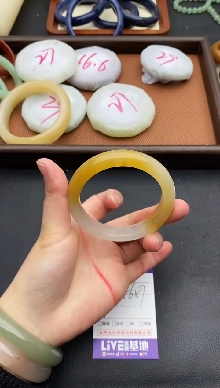 未镶嵌手镯石英质玉355+56/57