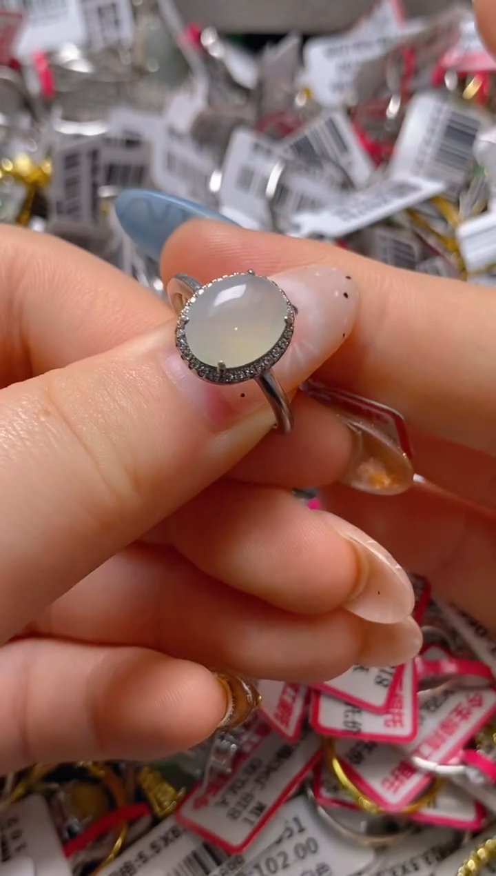 银S925镶嵌戒指翡翠百内无证书