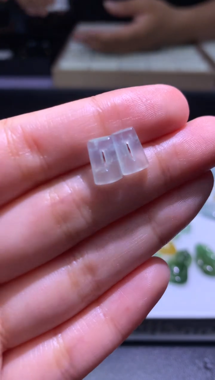 定制翡翠未镶嵌毛货