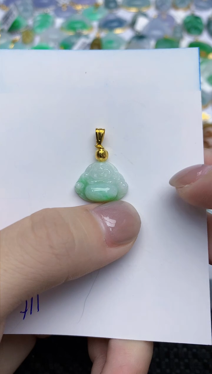 【闪购商品】翡翠颈饰未镶嵌天然翡翠A货