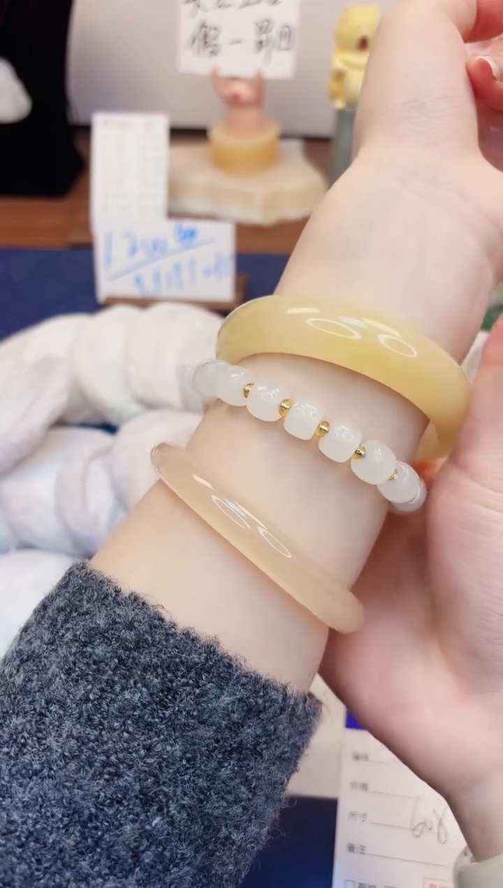 【闪购商品】石英质玉手镯未镶嵌62-财气镯-圈口60