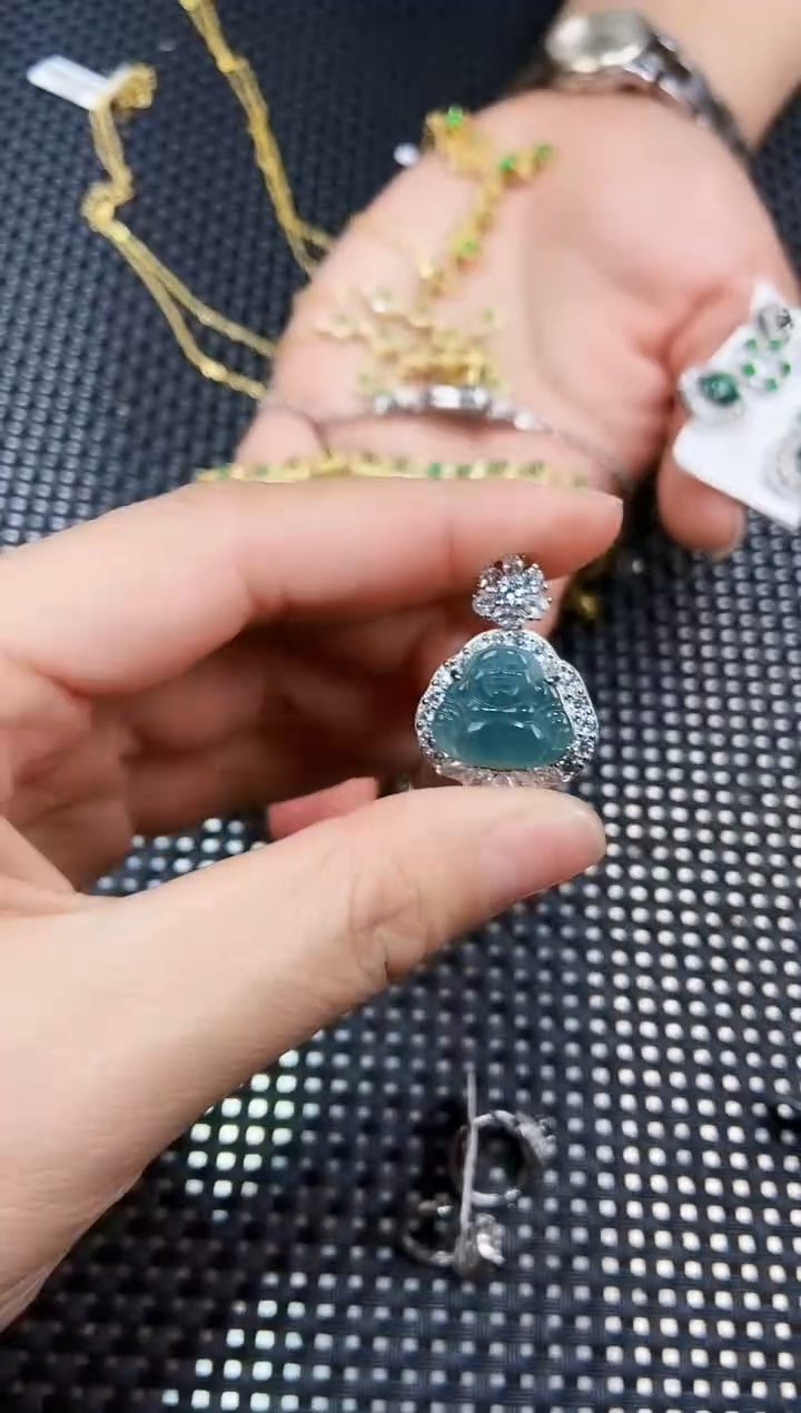 【闪购商品】翡翠吊坠(不含链)未镶嵌111111111