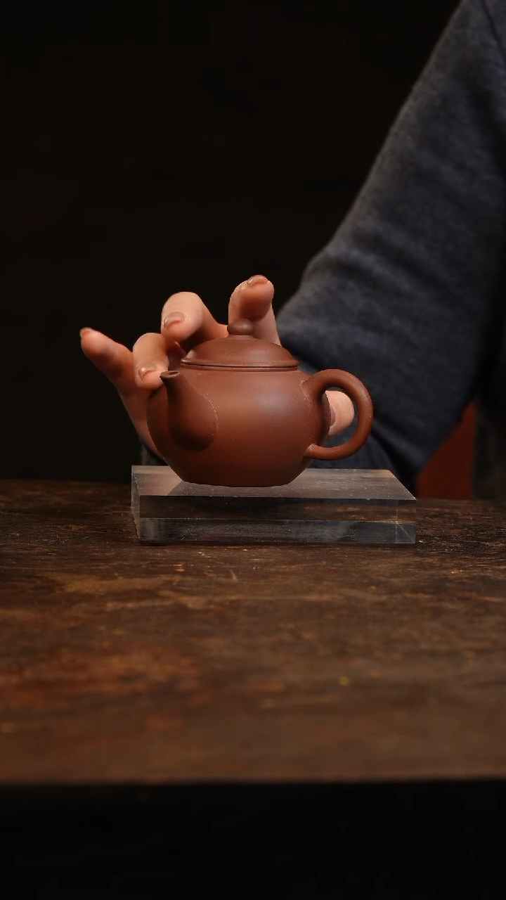 【闪购商品】紫砂茶壶七十年代侧把鸽嘴水平