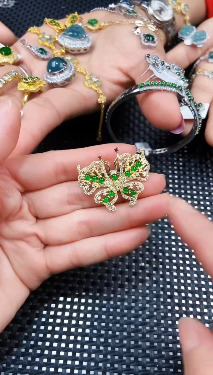 【闪购商品】翡翠吊坠(不含链)未镶嵌11111111