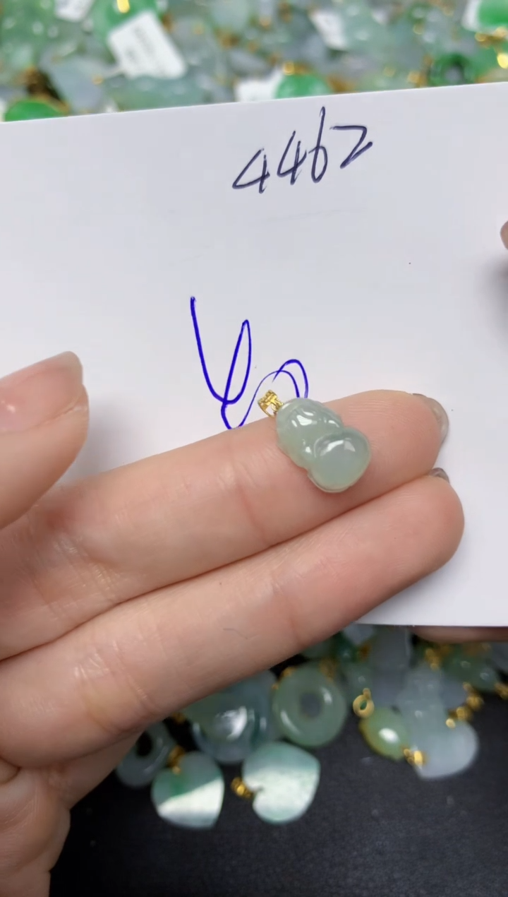 【闪购商品】翡翠颈饰18K金镶嵌天然翡翠A货