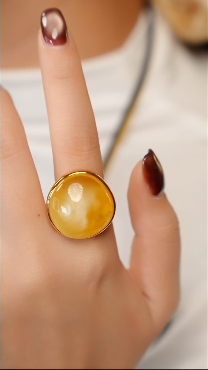 银S925镶嵌蜜蜡戒指孤品金白戒指-