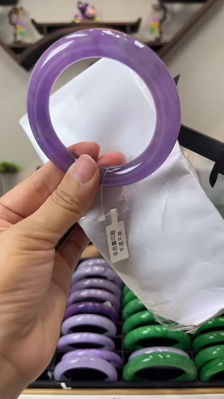 【闪购商品】砖雕闪112 圈口57 独货手镯